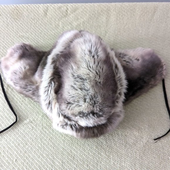 Super Warm Fuzzy Winter Hat - Faux Fur Style - Picture 2 of 9